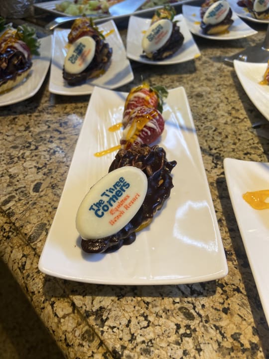 Gastro Three Corners Equinox Beach Resort