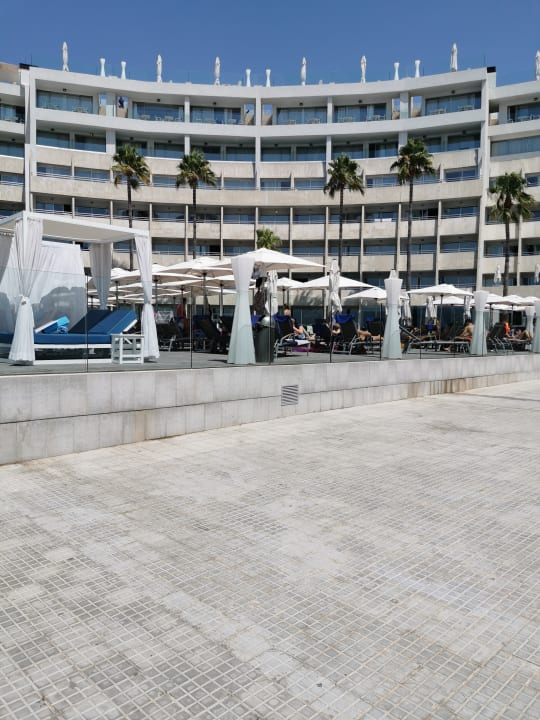 Außenansicht Aparthotel Fontanellas Playa