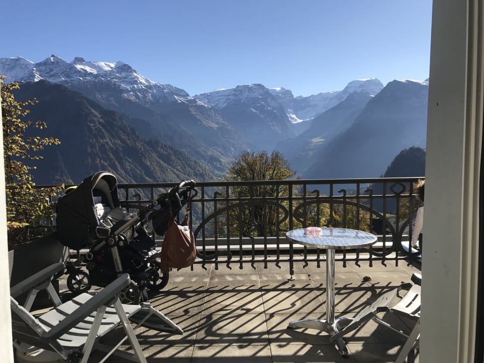 Ausblick Märchenhotel Braunwald