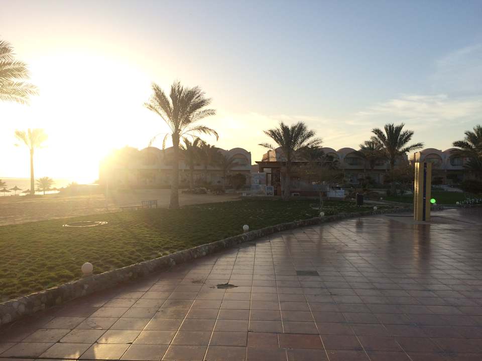 Garten Three Corners Sea Beach Resort