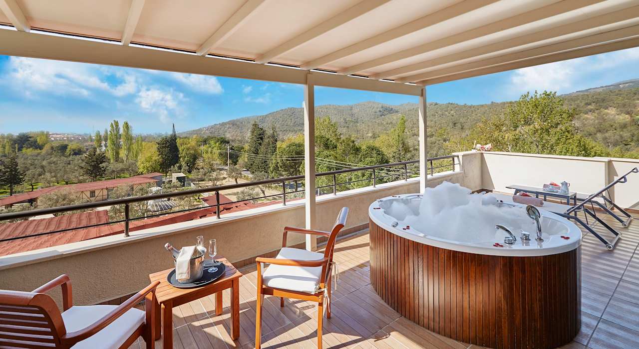 Zimmer Ramada Resort by Wyndham Kazdaglari Thermal and Spa