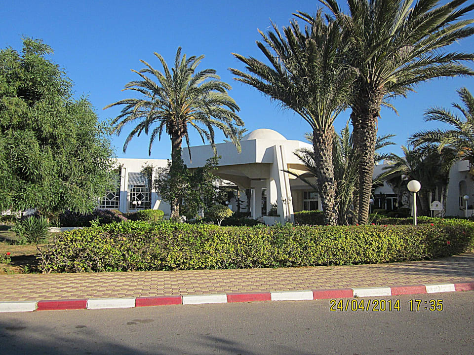 Hoteleingang Hotel El Mouradi Djerba Menzel