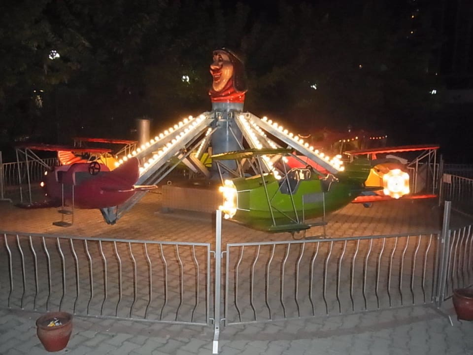 Luna Park kostenlos im Hotel Saturn Palace Resort Hotel