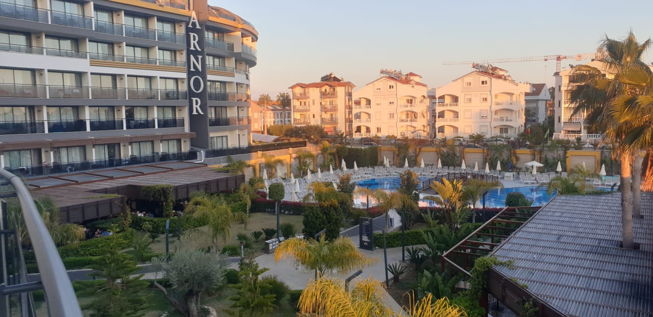 Pool Arnor de Luxe Hotel & Spa