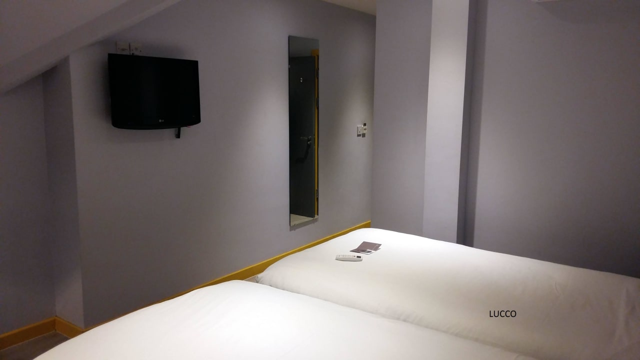 2 OSOBOWY Ibis Styles London Walthamstow