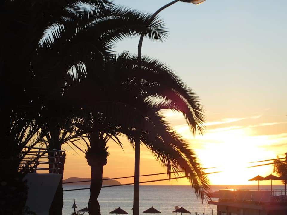 Sonnenuntergang vom Pool Hotel Osiris