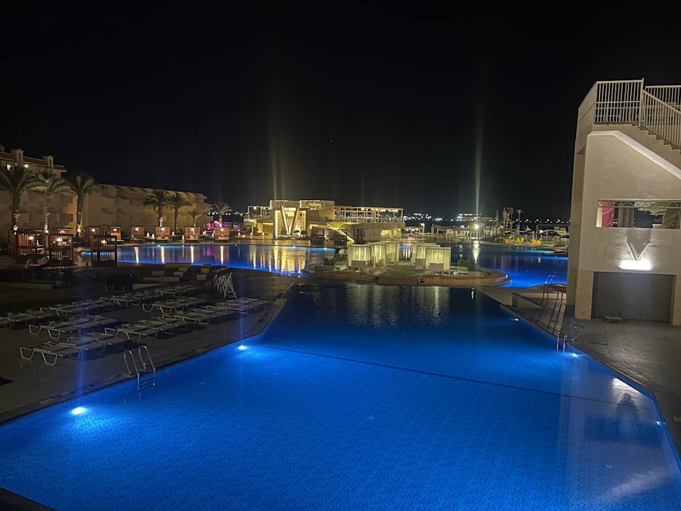 Pool The V Luxury Resort Sahl Hasheesh