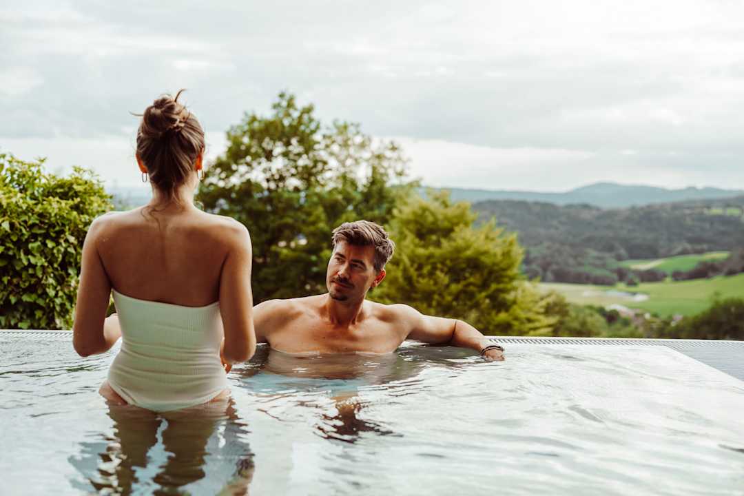 Pool Thula Wellnesshotel Bayerischer Wald