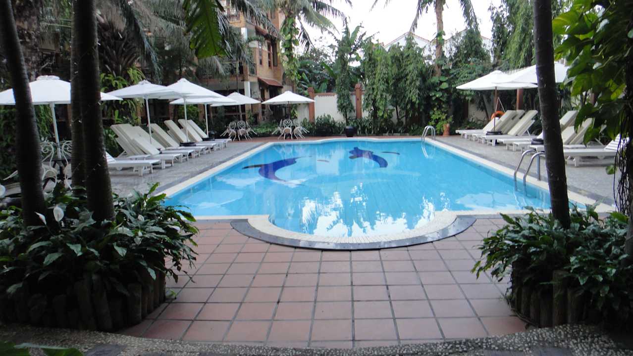 Pool Mercure Hoi An Royal
