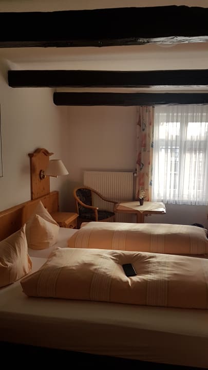 Zimmer Pension und Restaurant am Nicolaiplatz