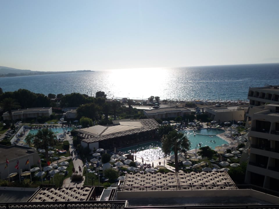 Zimmerausblick 5. Stock Sol Cosmopolitan Rhodes
