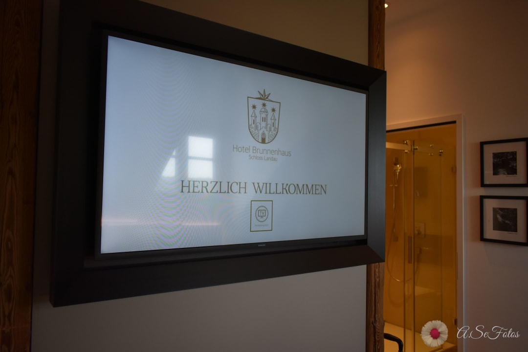 Zimmer Hotel Brunnenhaus Schloss Landau