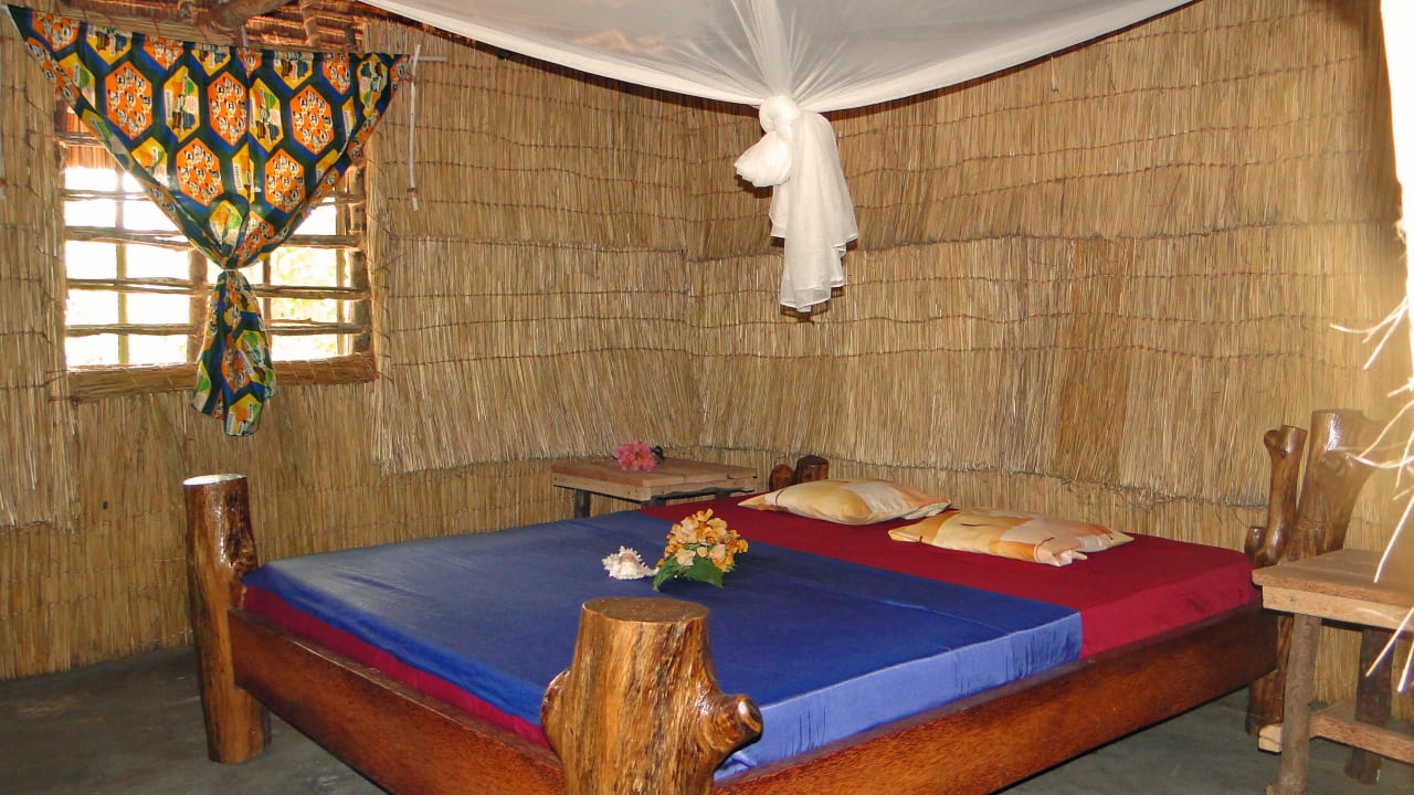 Gemütliches Zimmer Komba Eco Camp