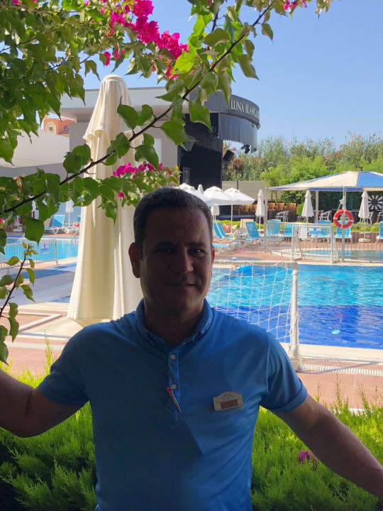Ali der beste Kellner in ganz Antalya Luna Blanca Resort & Spa