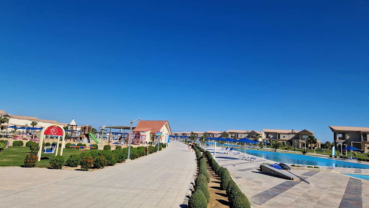 Außenansicht Pickalbatros Sea World Resort - Marsa Alam
