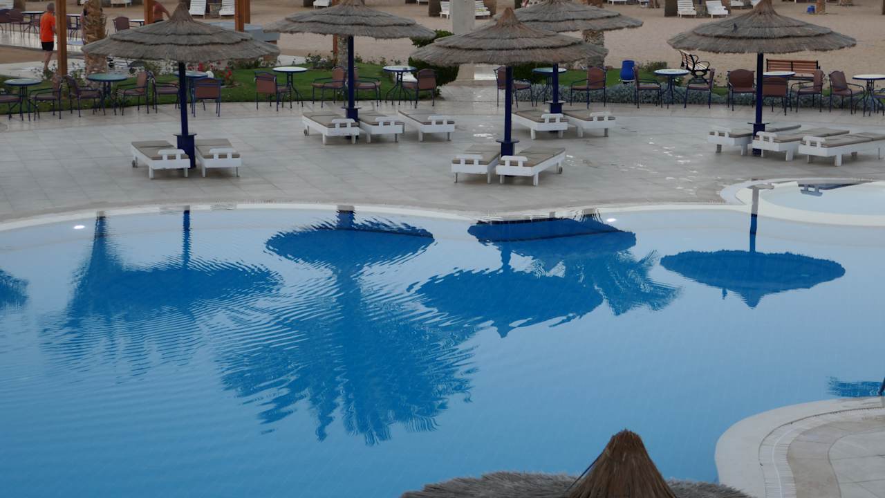 Pool Coral Sun Beach