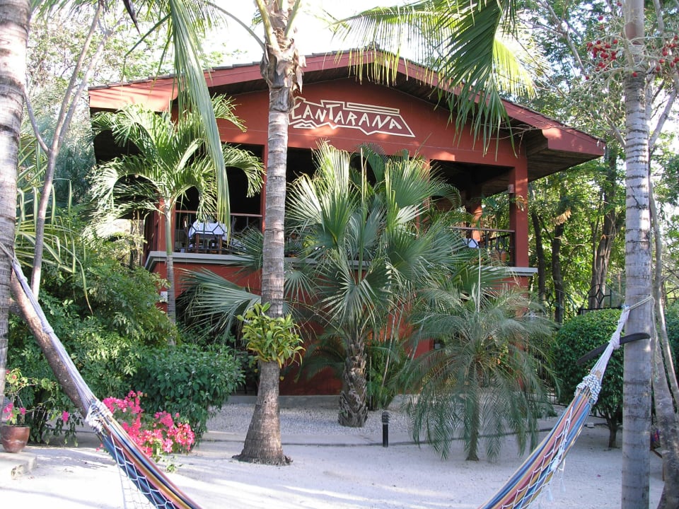 Seitenansicht des Hotels Hotel Cantarana