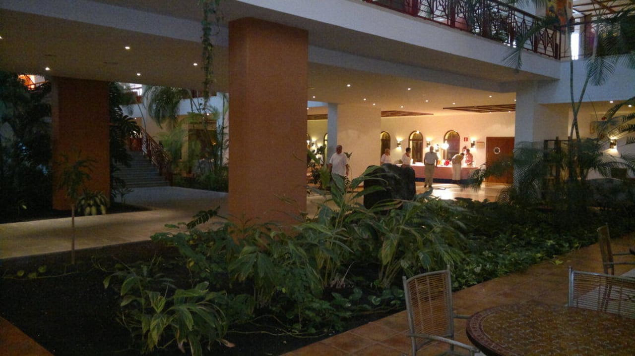 Eingangsbereich zum Hauptrestaurant Hotel Costa Calero