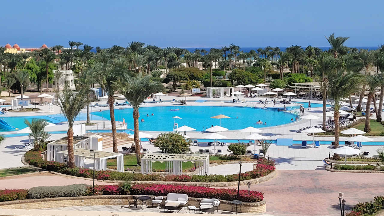 Pool Pharaoh Azur Resort