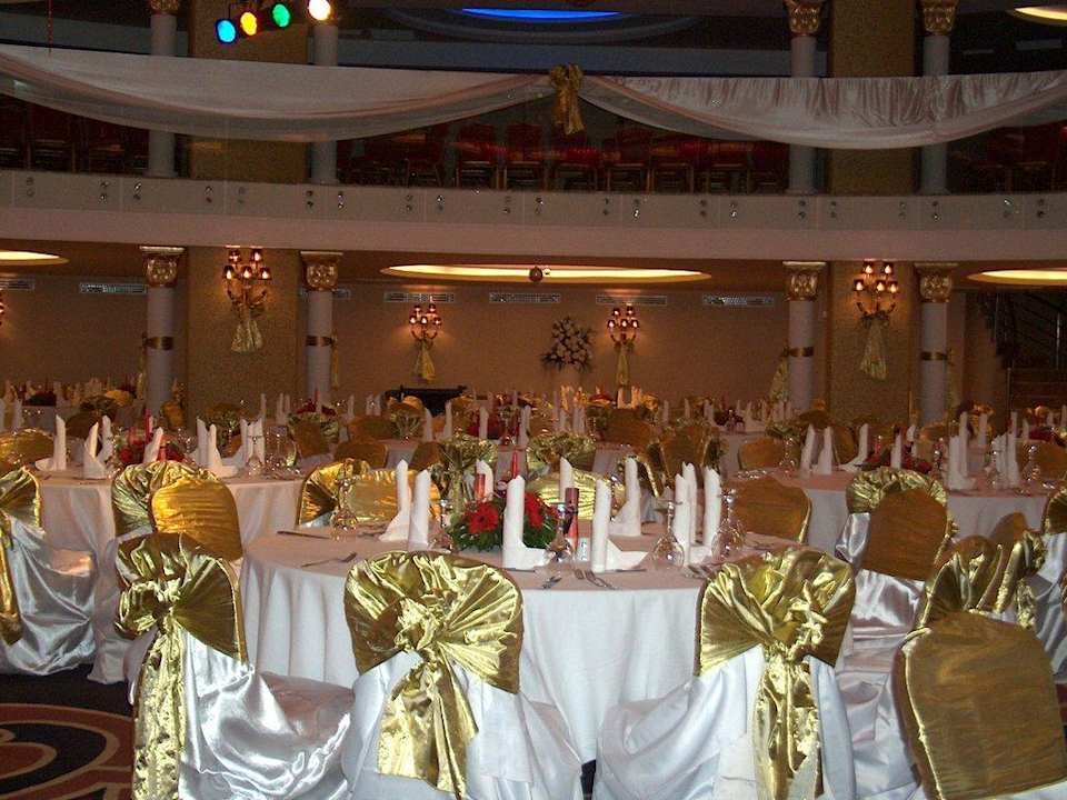 Konferenzraum Weihnachtsabend Granada Luxury Okurcalar