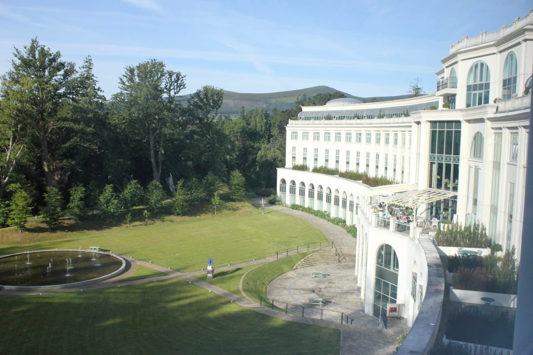 Blick aus dem Zimmer  Powerscourt Hotel, Autograph Collection