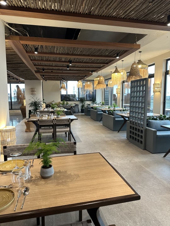 Gastro Jacaranda Luxury Resort