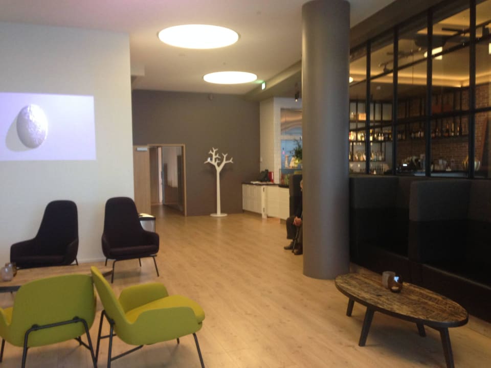 Lobby Hotel Ísland – Spa & Wellness Hotel