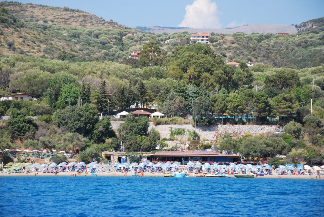 Badestrand vom Wasser aus Villaggio Delle Sirene