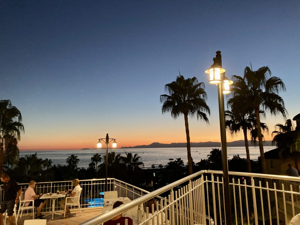 Ausblick Iz Flower Side Beach Hotel