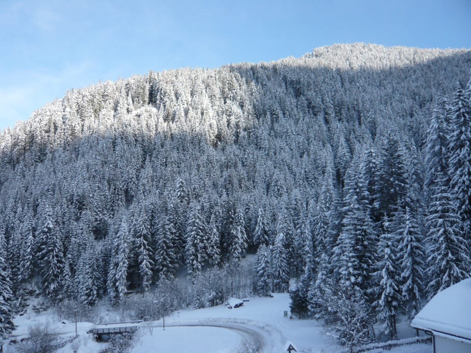 Etwas weiter rechts Gasthof Bad Bergfall