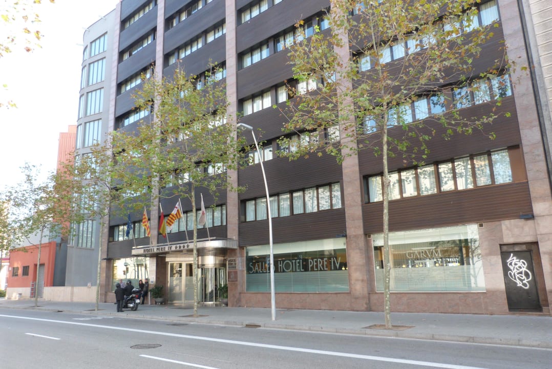 Eingang Sallés Hotel Pere IV