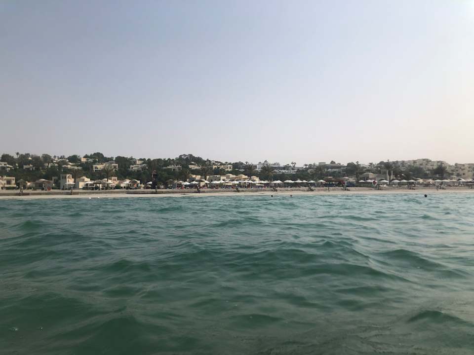 Strand The Cove Rotana Resort