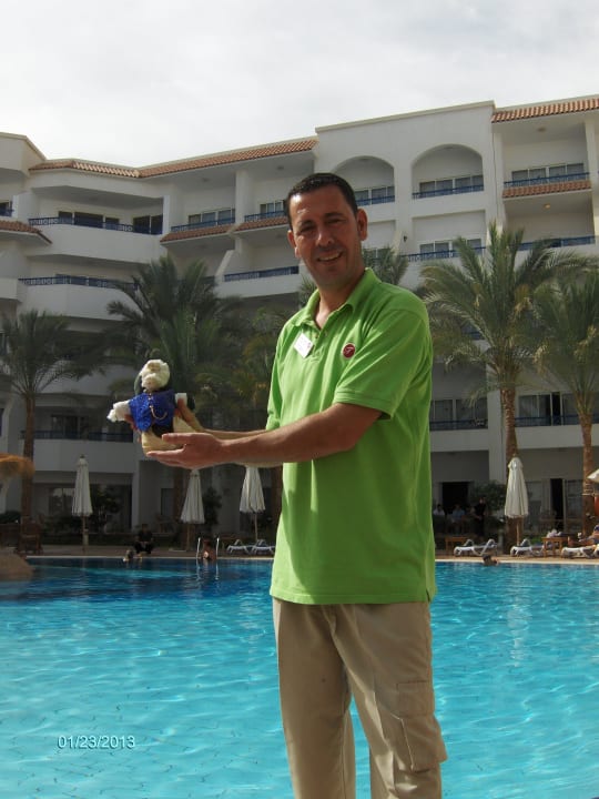 Swim up pool barman - Hassem Daniel Naama Bay Hotel & Resort