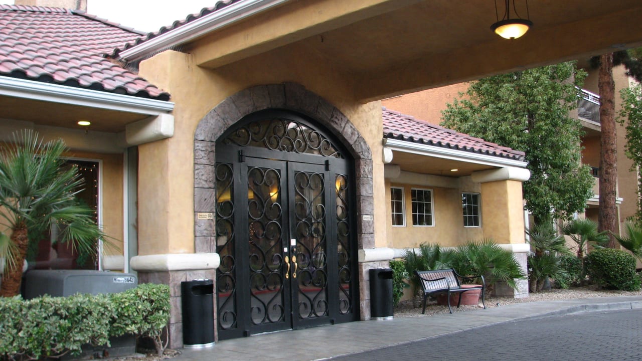 Eingang Hotel Desert Rose Resort