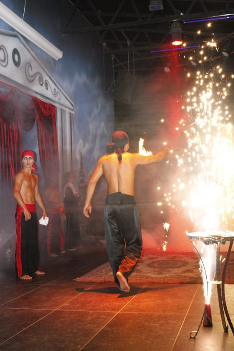 Fakirshow Hane Family Resort