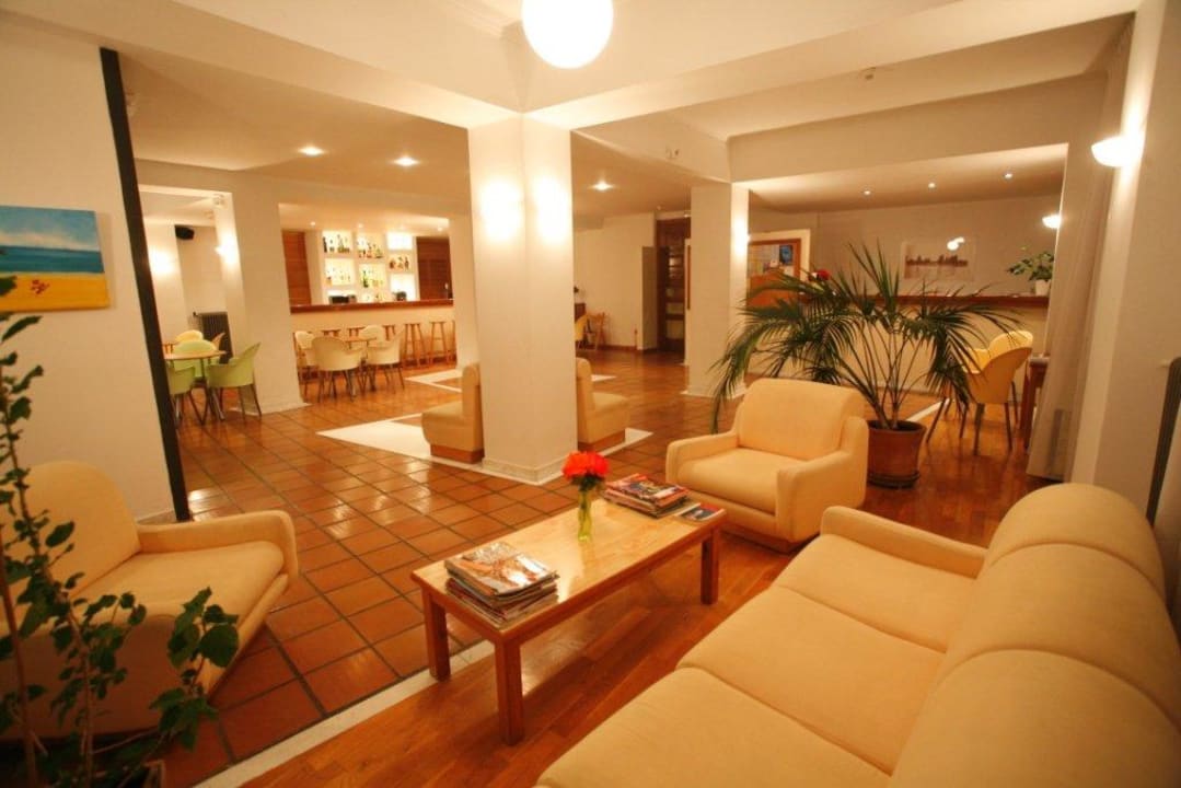Hotel reception & lobby area Hotel Hanioti