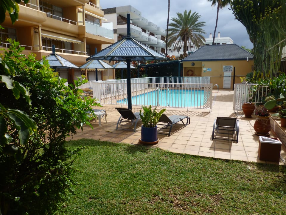 Pool Apartamentos Belmonte