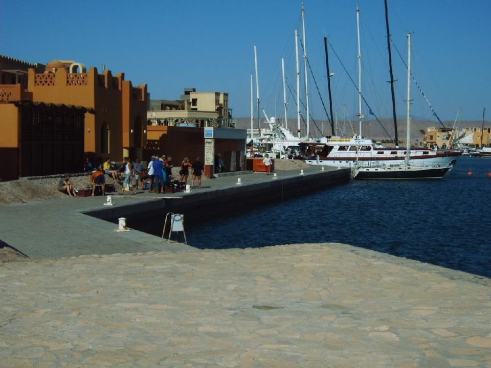 Bootsanlegeplatz (Tauchschule) Hotel Three Corners Ocean View prestige - Adults only