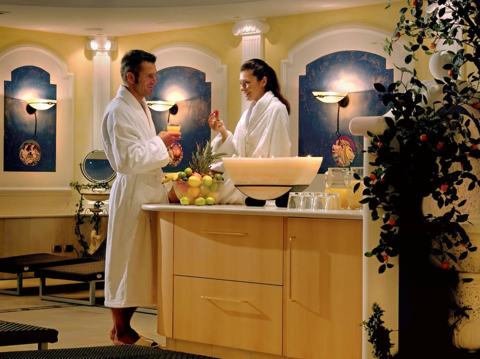 Wellness Cityhotel Goldener Adler B&B