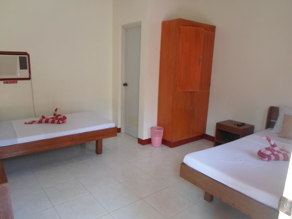 Twin Room AGM Beachfront Resort