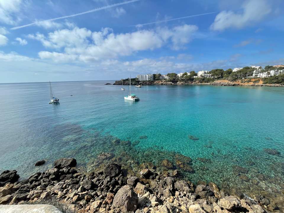 Strand Cala Llenya Resort Ibiza