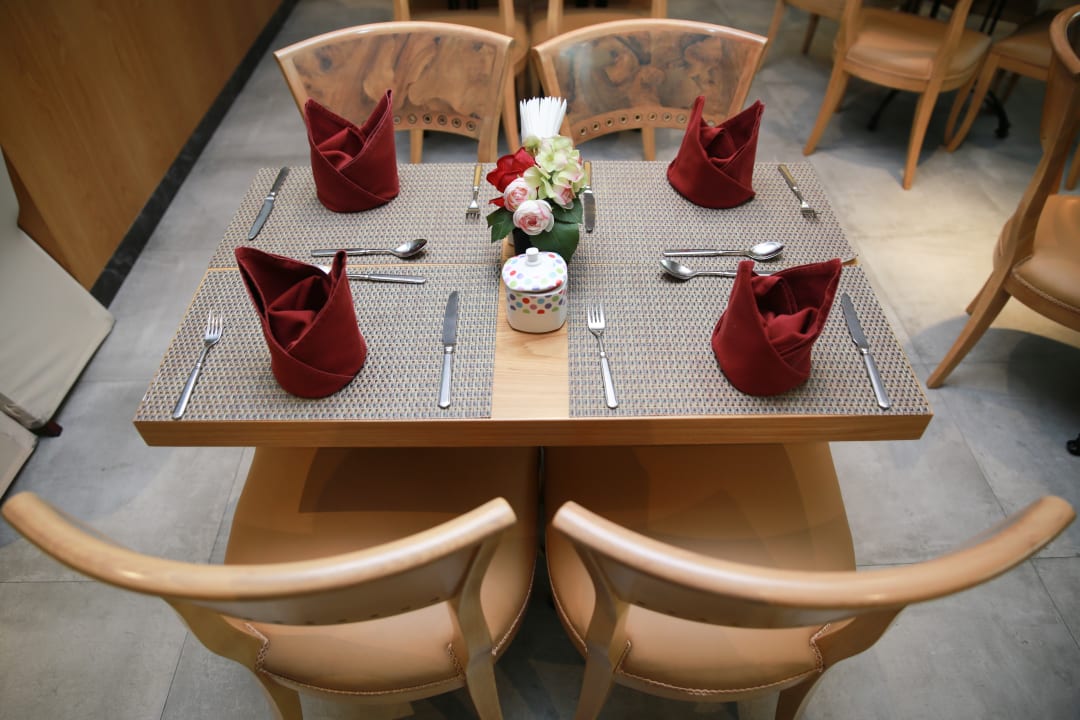 Gastro Versailles by Raviz Hotel