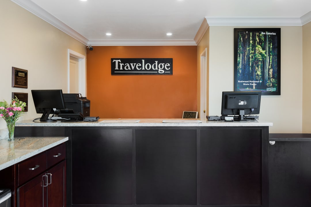Lobby Travelodge by Wyndham Eureka