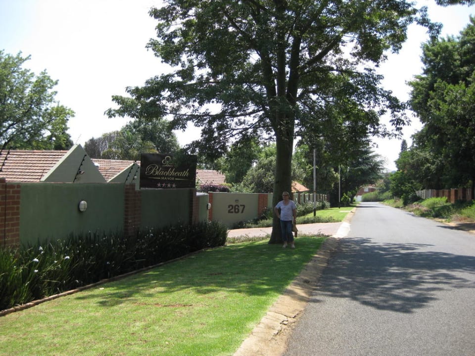 Die Einfahrt Blackheath Manor Guest House