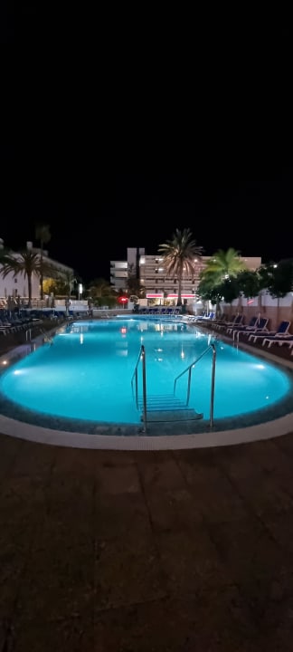 Pool Bull Escorial & Spa