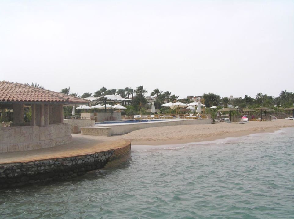 Fischrestaurant im Bau Lotus Bay Beach Resort