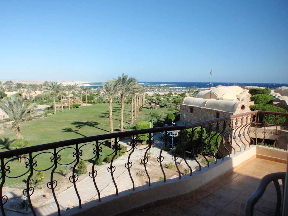 Pensee  Pensée Royal Garden Beach Resort