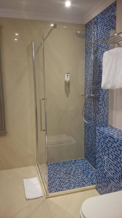 Łazienka02 Hotel Dyplomat