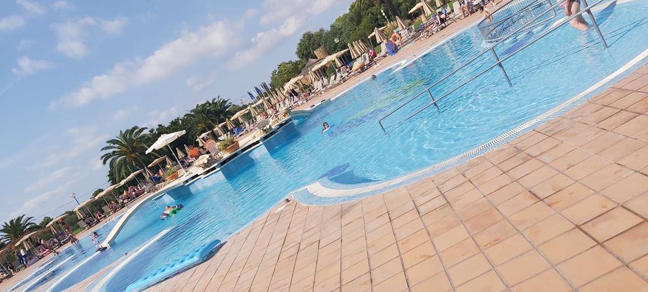 Pool Hotel Mariant Park