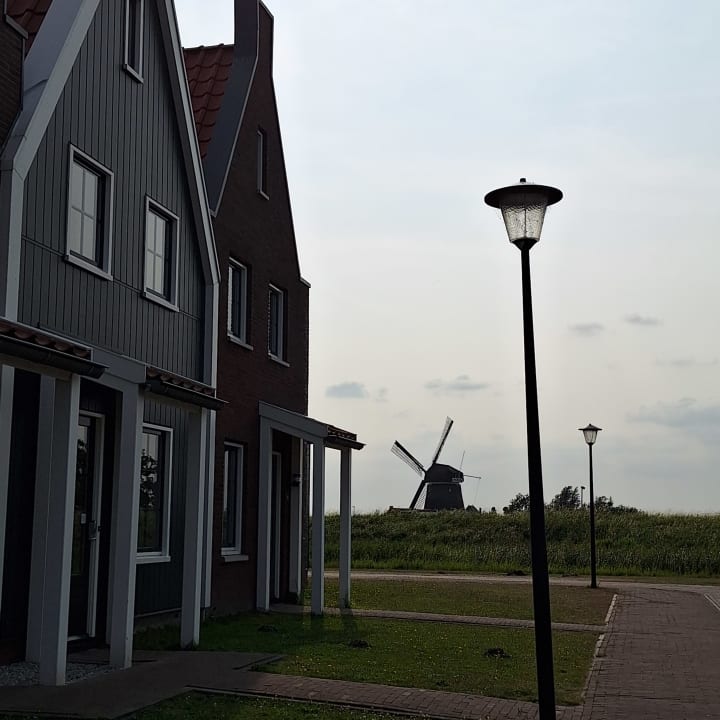 Außenansicht Roompot Marinapark Volendam